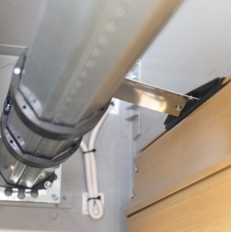 Bezpečnostní závěs proti nadzvednutí