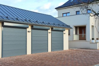 Montáž rolovacích vrat zvenčí - realizace Ostrava