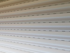 Hliníkové lamely pro venkovní roletu odstín světle béžová