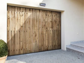 Sekční garážová vrata motiv vertical