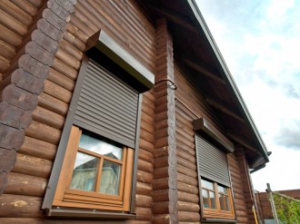 Předokenní rolety - kastlík 45 stupňů.