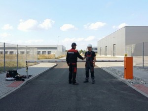 Automatické vjezdové závory na parkoviště montujeme v Ostravě, Frýdku - Místku, Karviné, Opavě a Novém Jičíně
